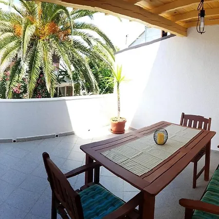 Apartmani Tina Jelsa  Exterior photo