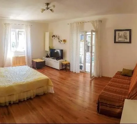 Apartmani Tina Jelsa  Exterior photo