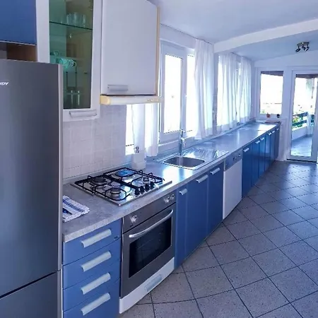 Apartmani Tina Jelsa  Exterior photo